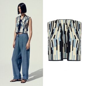 ESCVDO Anadara Crochet Vest | Blue-Ivory